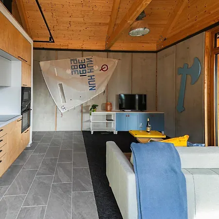 Kaloz Apartmanhaz Апартаменты *