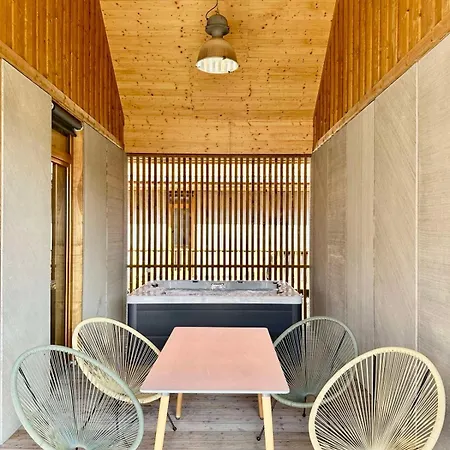 Appartement Kaloz Apartmanhaz *