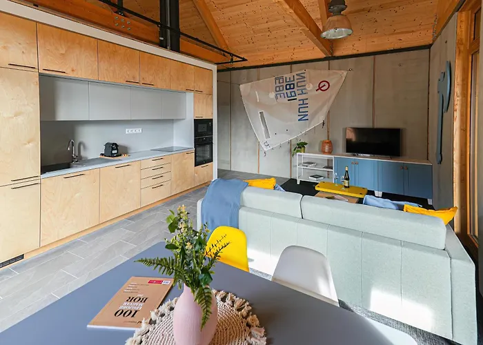 Kaloz Apartmanhaz 公寓 韦伦采